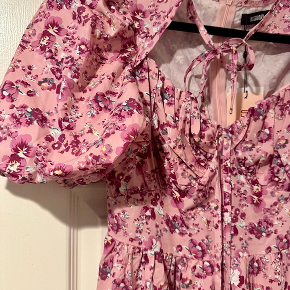 NWT- Puff Sleeve Floral Milkmaid Dress - Picture 2 of 4